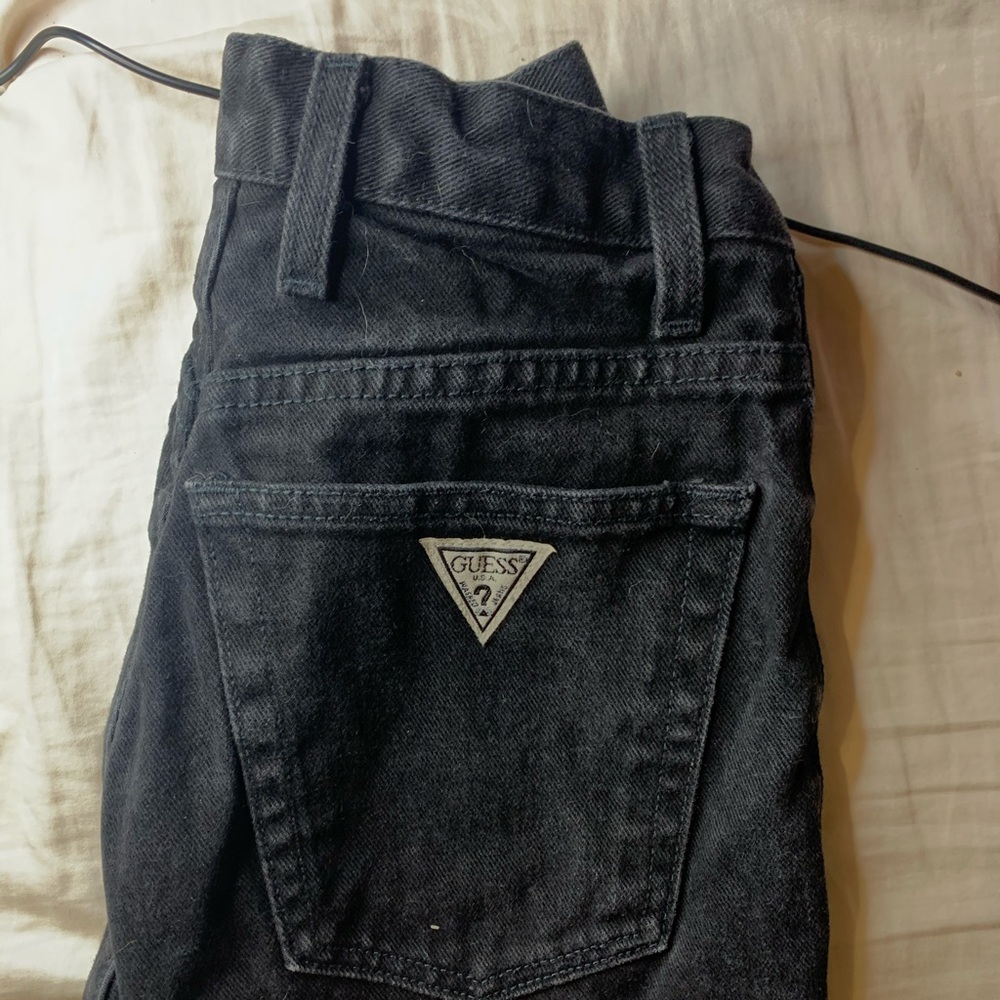 VINTAGE BLACK GUESS JEANS